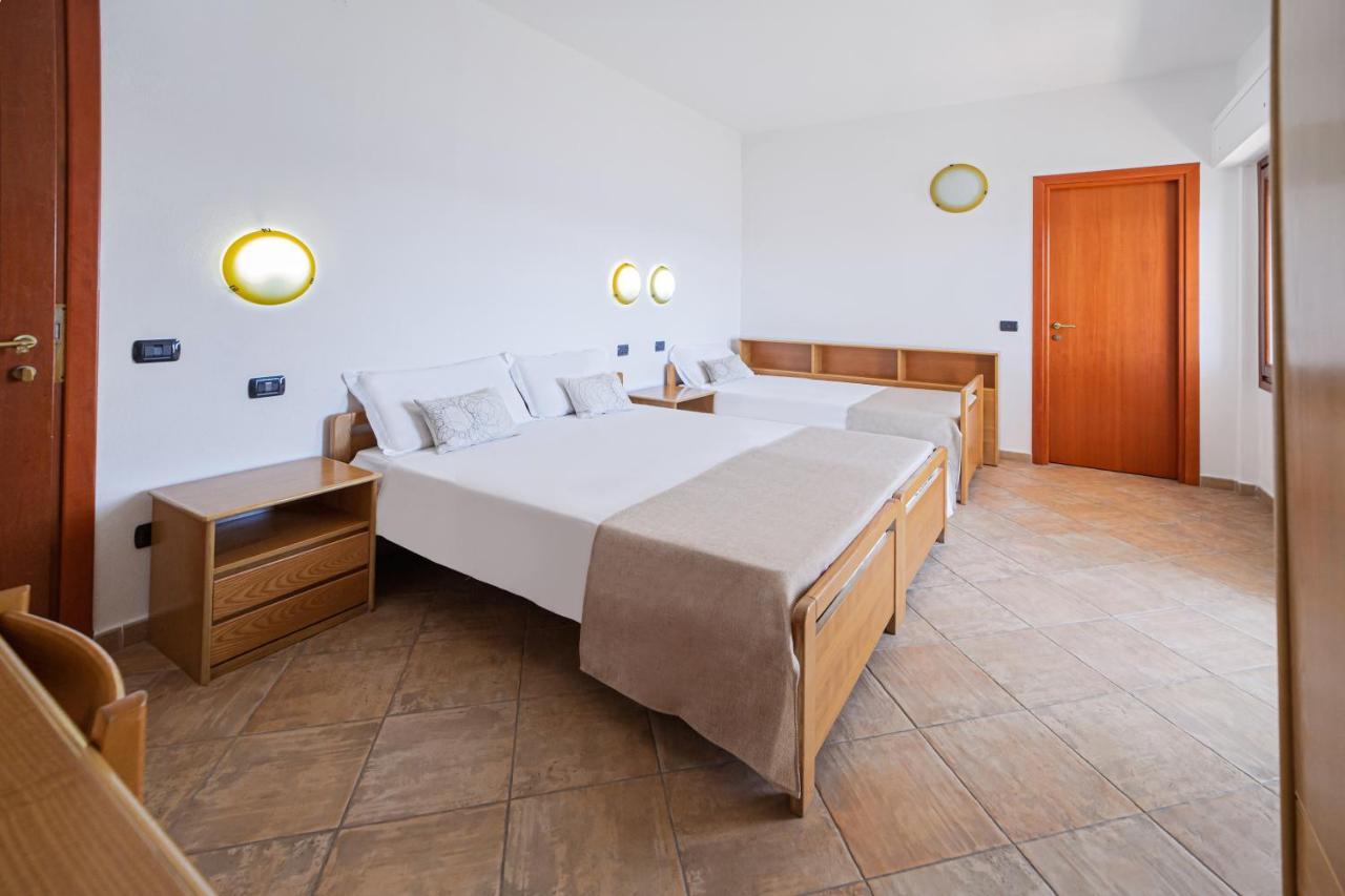 Il Gabbiano Hotel ลามัดดาเลนา ภายนอก รูปภาพ